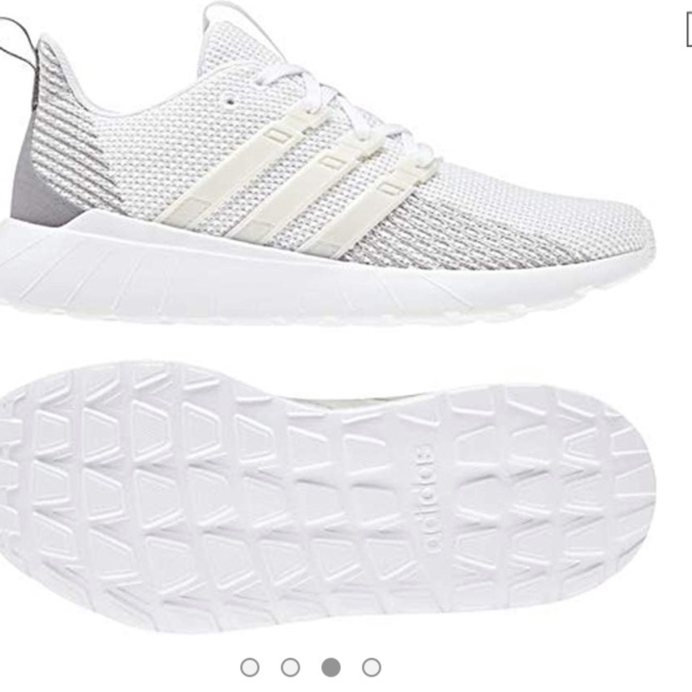 Adidas quester flow sneakers